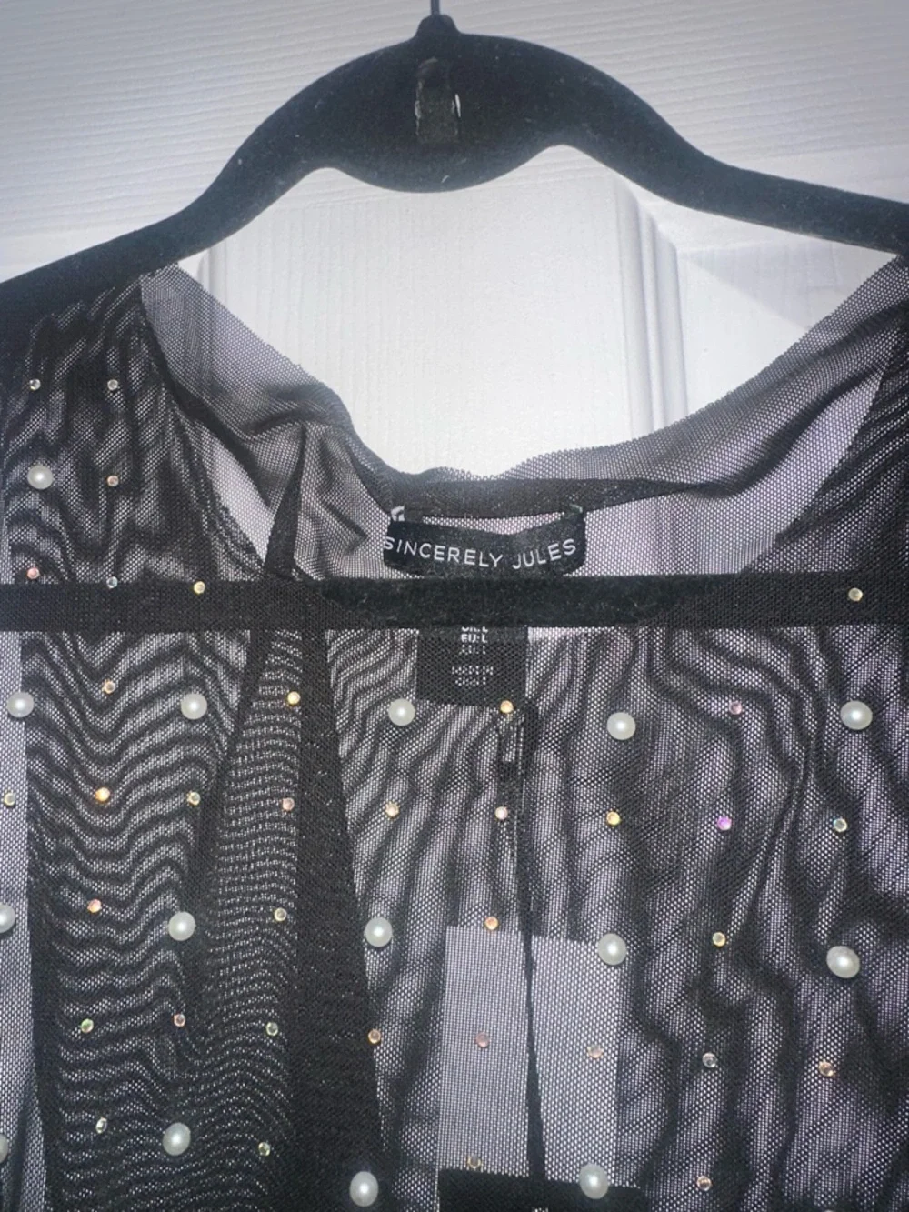 Sincerely Jules Black Pearl-Studded Sheer Mesh Cropped Tank - Picture 3 of 4